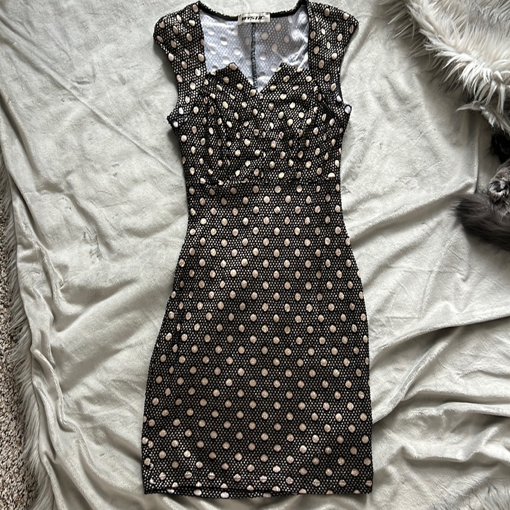 Beautiful sparkly Gatsby-themed dress